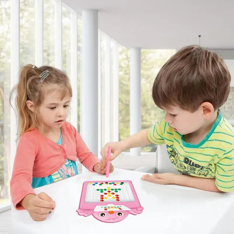 portable magnetic drawing board